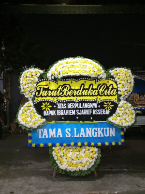 Papan Bunga Duka di Binjai Kota